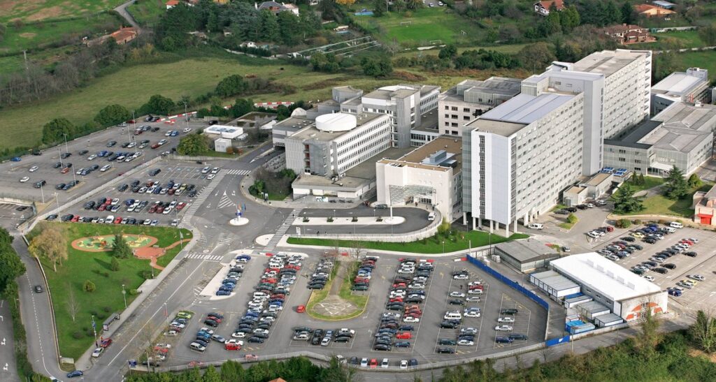 Hospital Universitario de Cabuenes.tif 1